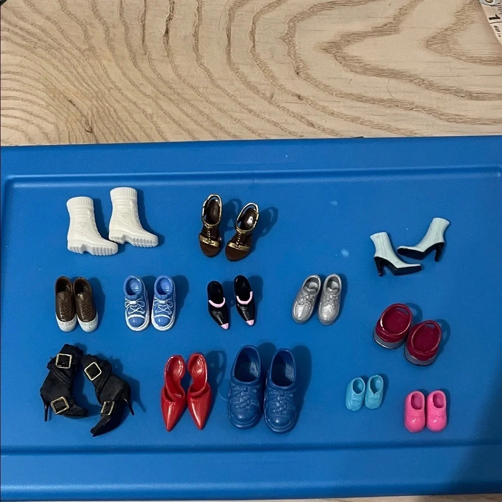 Assorted Doll Shoes Lot - Multicolor Miniature Shoes - Bratz & Barbie